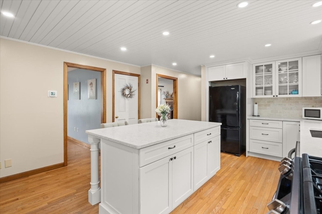34 Windsor Way, Mashpee, MA Photo #13