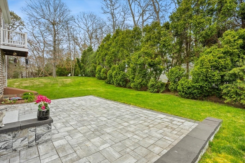 34 Windsor Way, Mashpee, MA Photo #6
