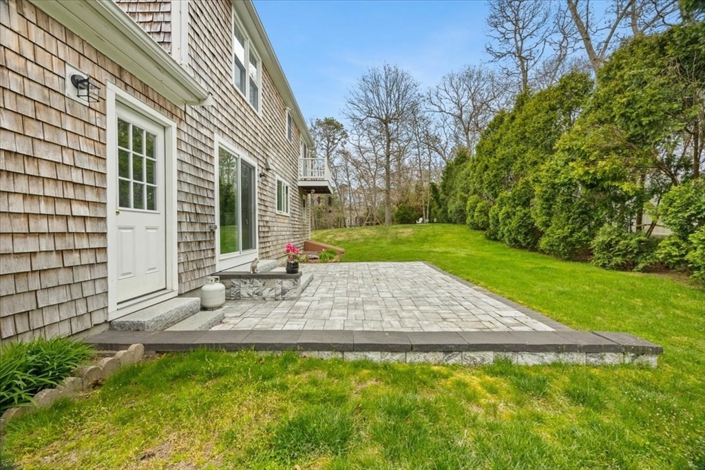 34 Windsor Way, Mashpee, MA Photo #5