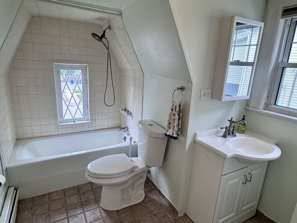 12 Palmer Ave, Saugus, MA Photo #23