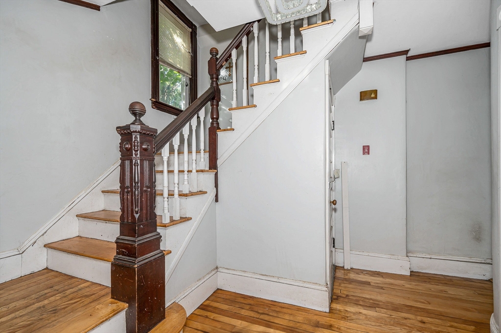 171 Ferry St