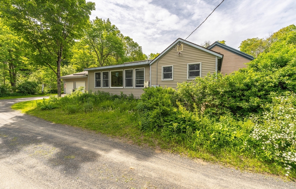 52 Searle Rd