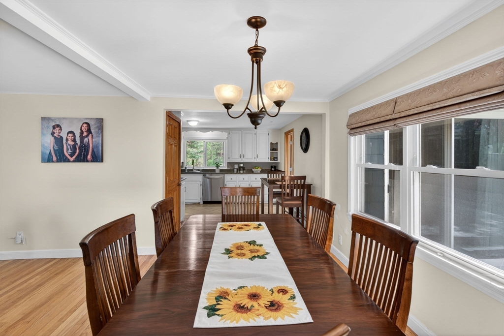 34 Homestead Rd, Lynnfield, MA Photo #12