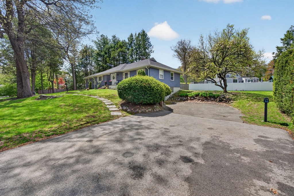 34 Homestead Rd
