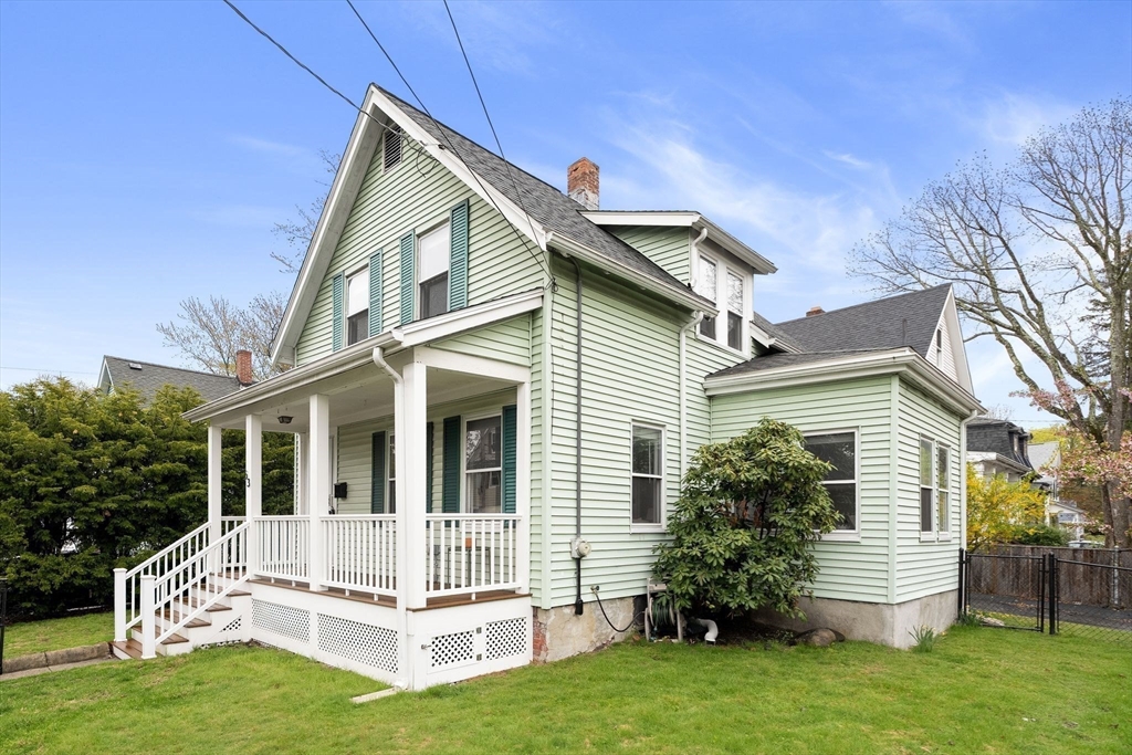 53 Henderson St