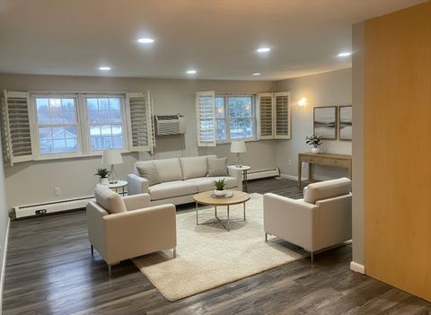 Photo of 271 Boston Post Road E Rd #4, Marlborough, MA 01752 (MLS # 73462672)