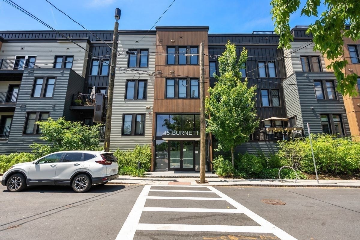 45 Burnett St #203, Boston, MA, 45 Burnett St #203, Boston, MA Photo #1