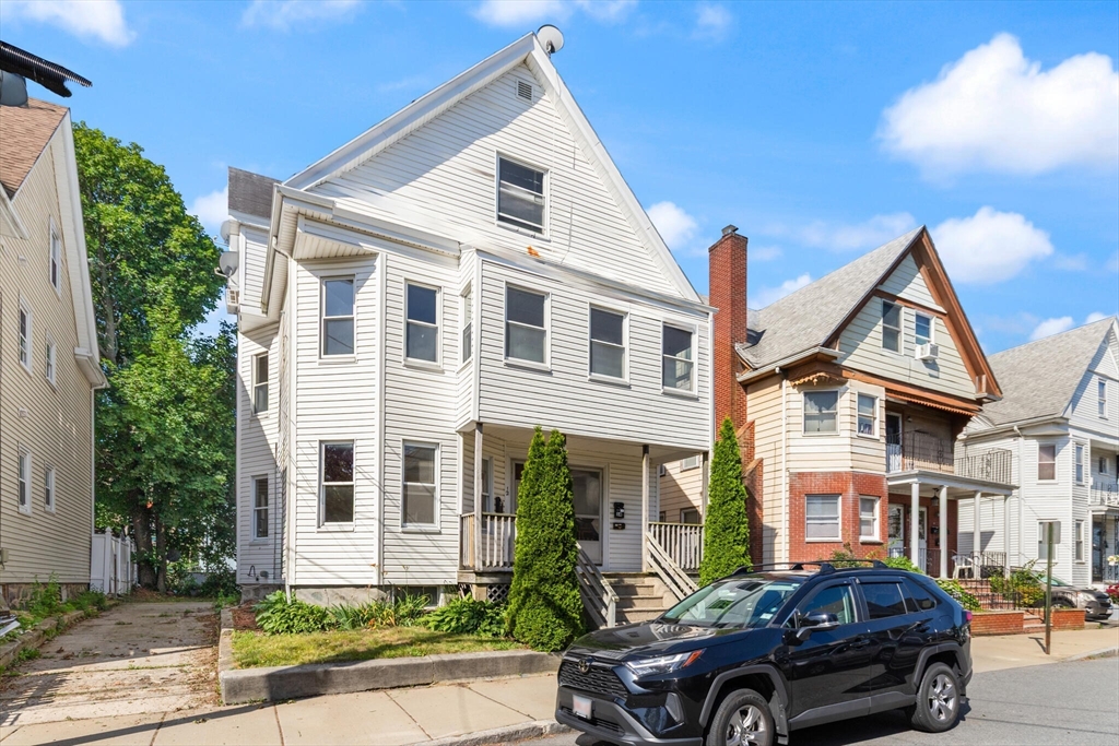 12 Porter St