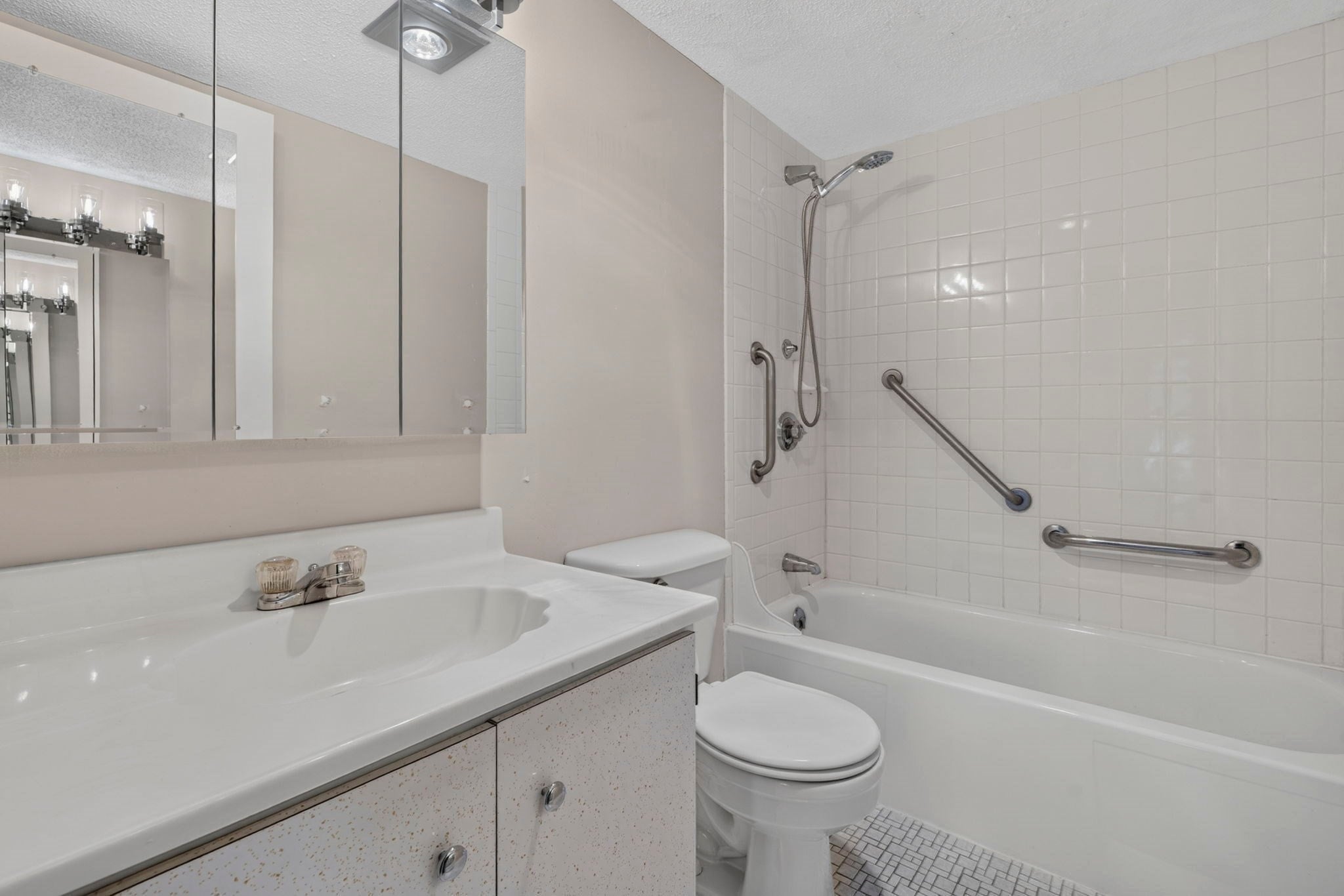 159 Main St #52A, Stoneham, MA, 159 Main St #52A, Stoneham, MA Photo #13