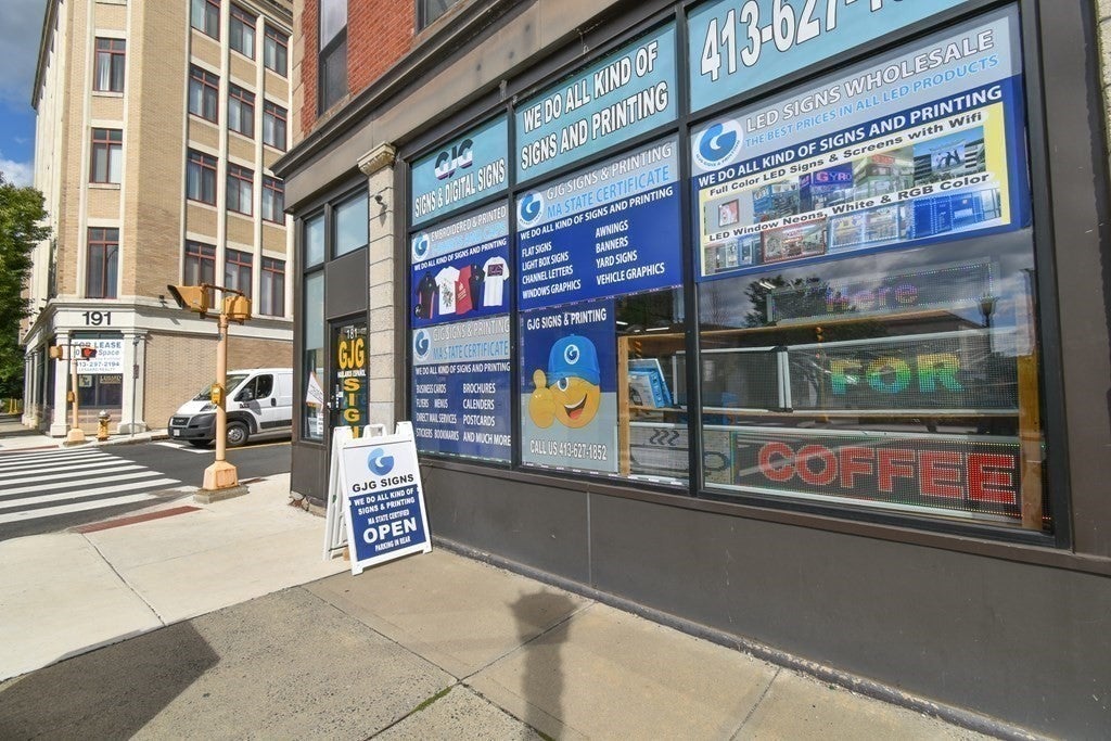 181-187 Chestnut St