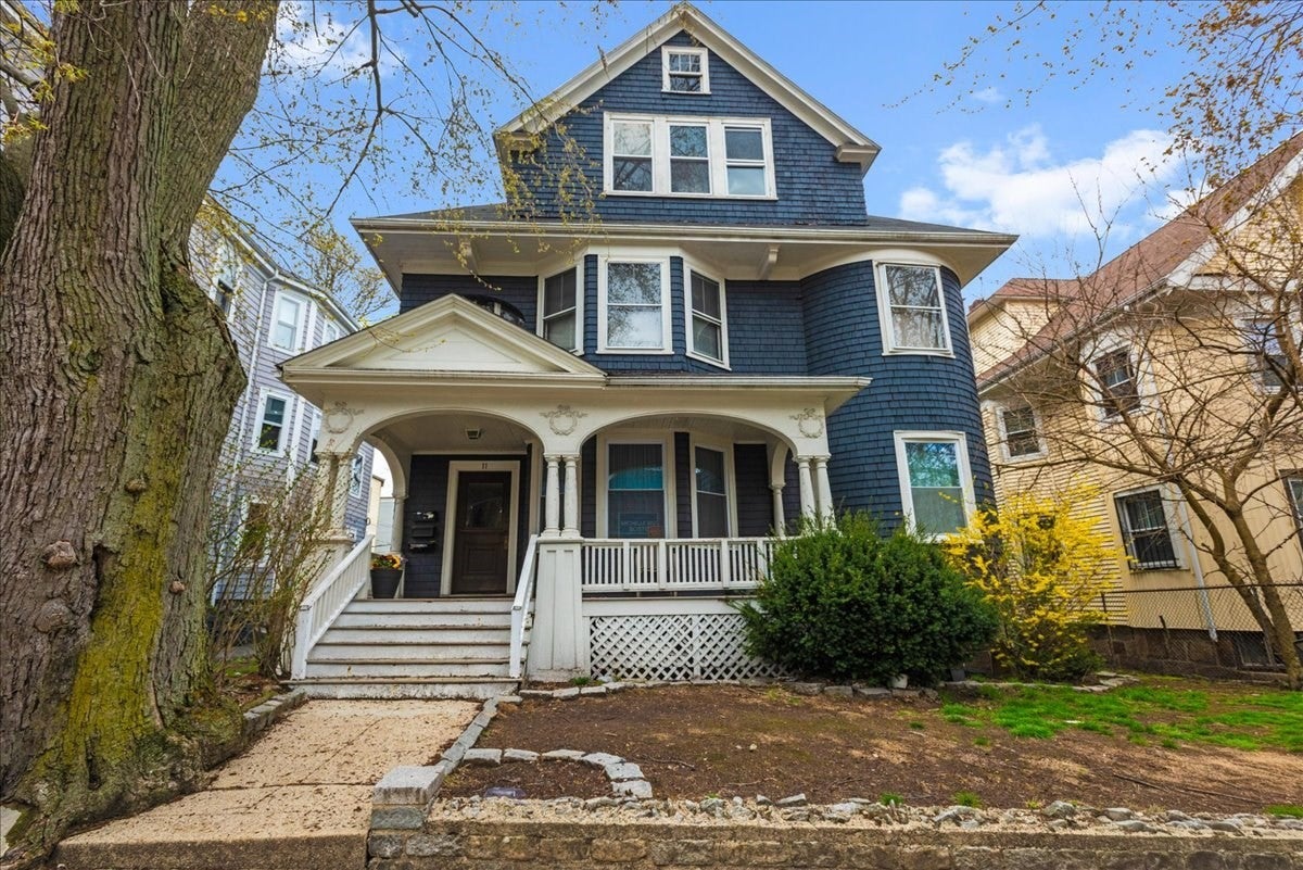 Photo of 11 Gaylord St, Boston, MA