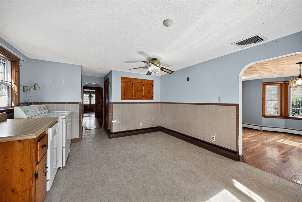 77 Whipple Rd
