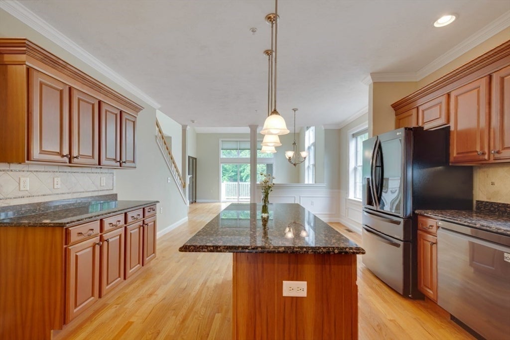 308 Sprucewood Ln 308