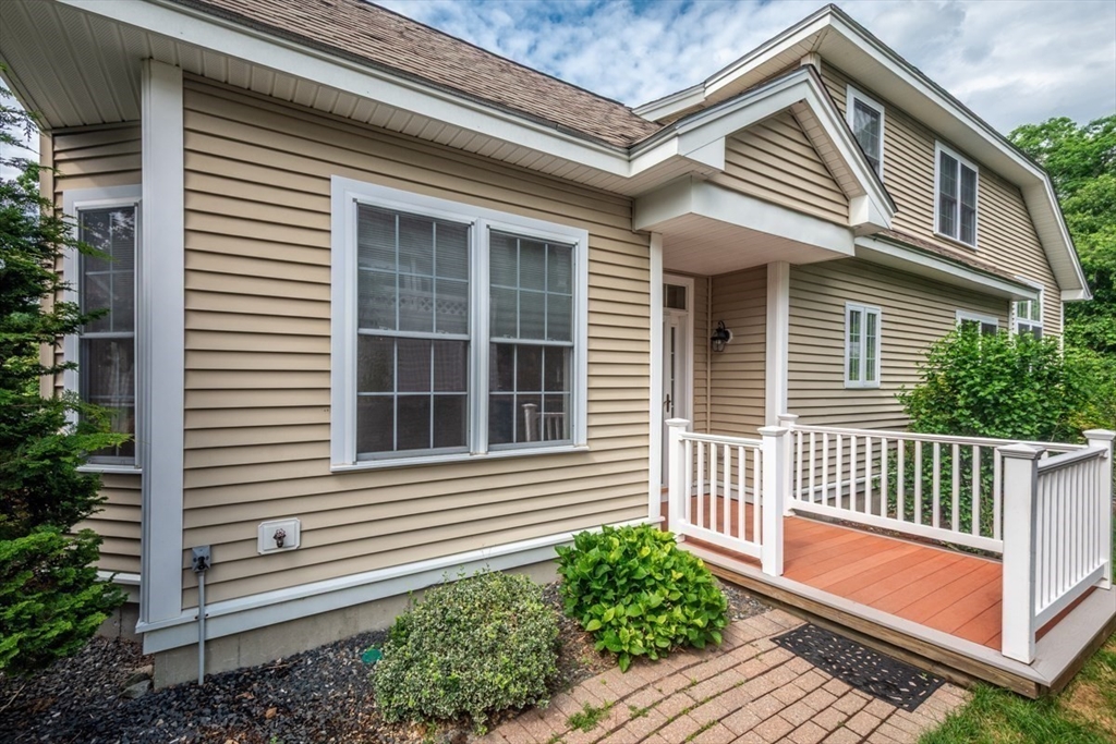 308 Sprucewood Ln 308