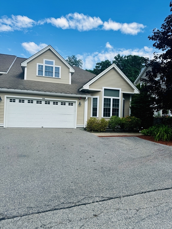 308 Sprucewood Ln 308