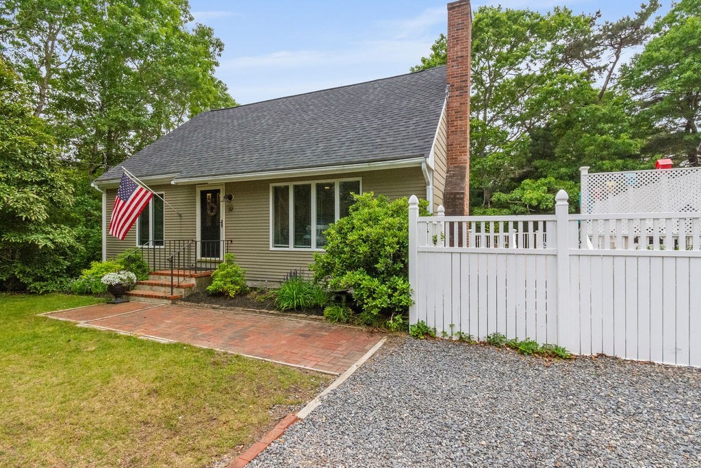 22 Rickey Ln