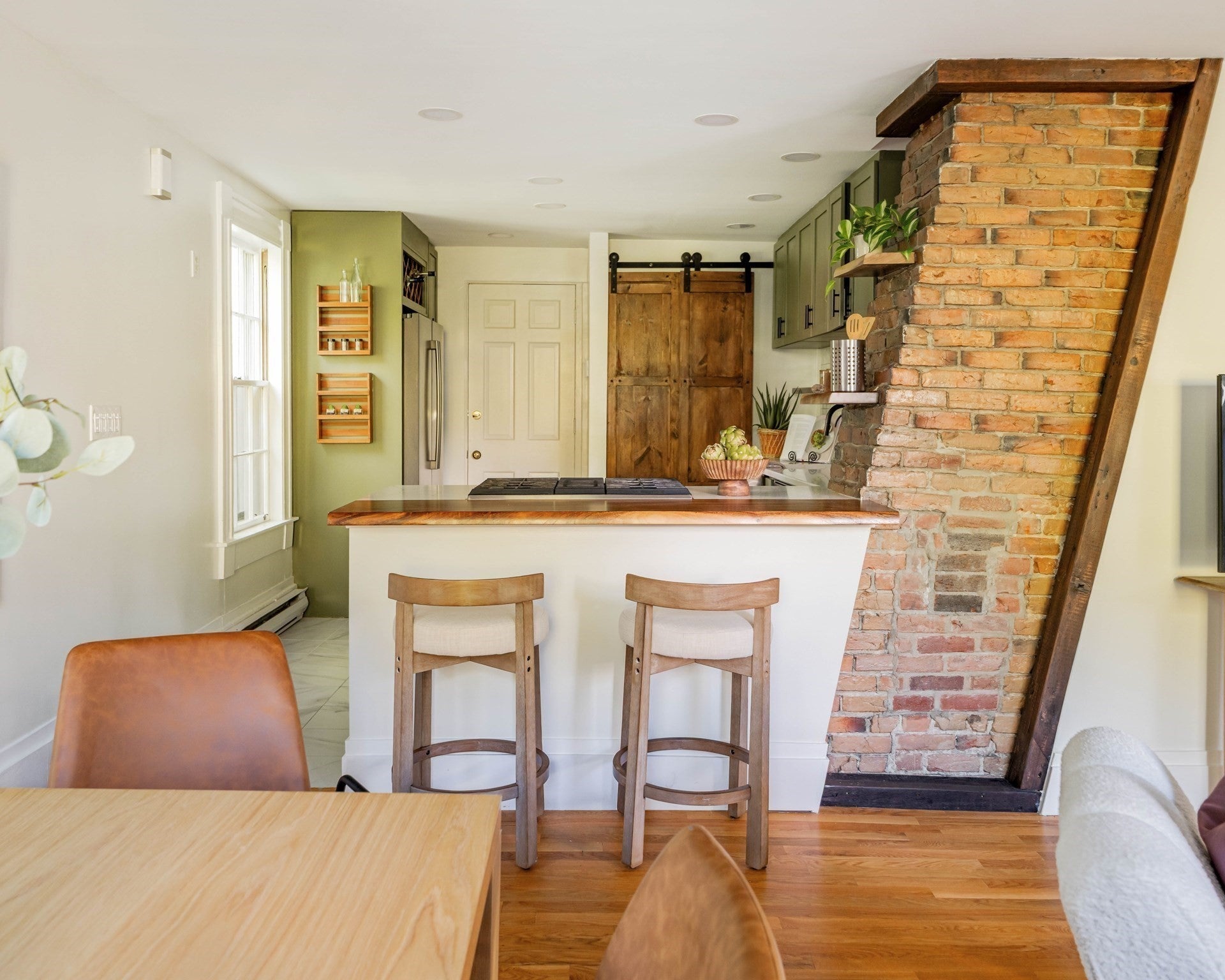 90 Putnam Avenue #3, Cambridge, MA Photo #17