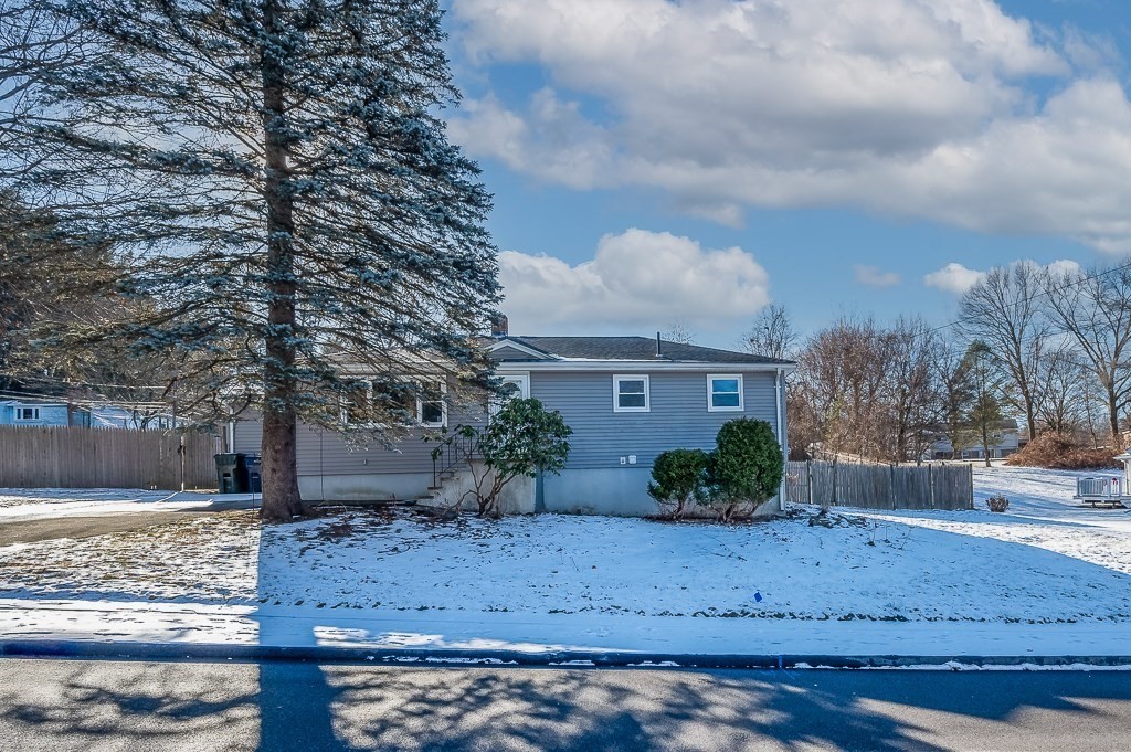 49 Flynn Avenue