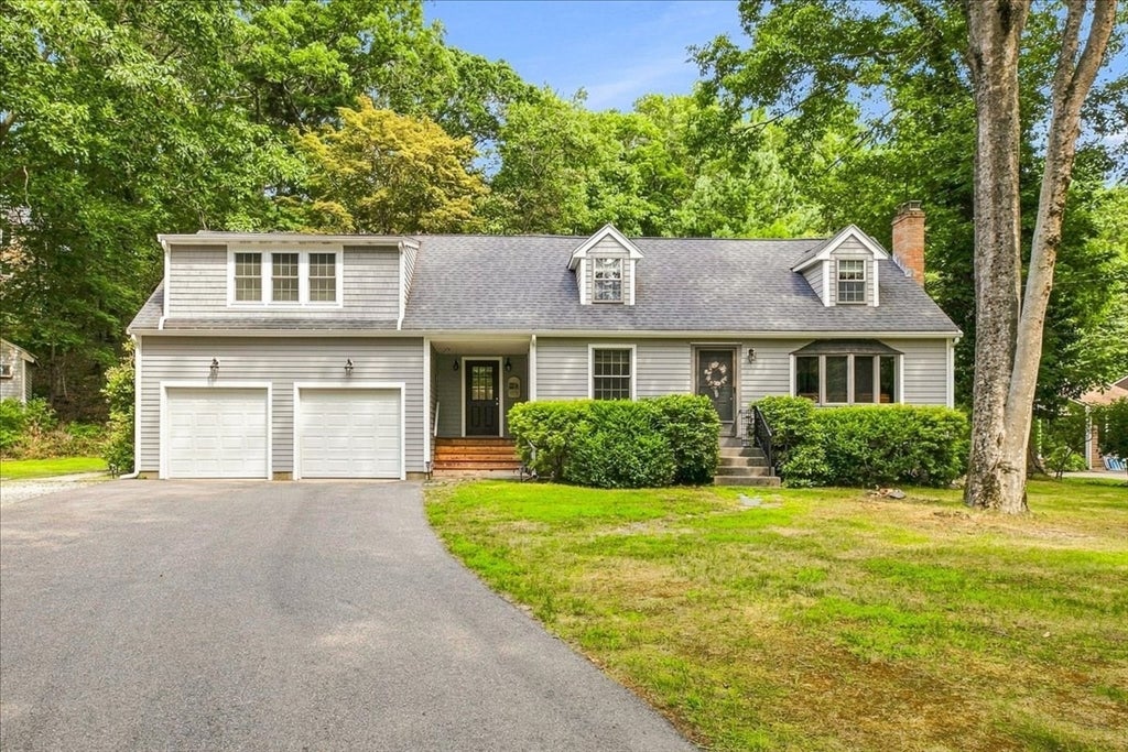 259 Water St, Hanover, MA Photo #1
