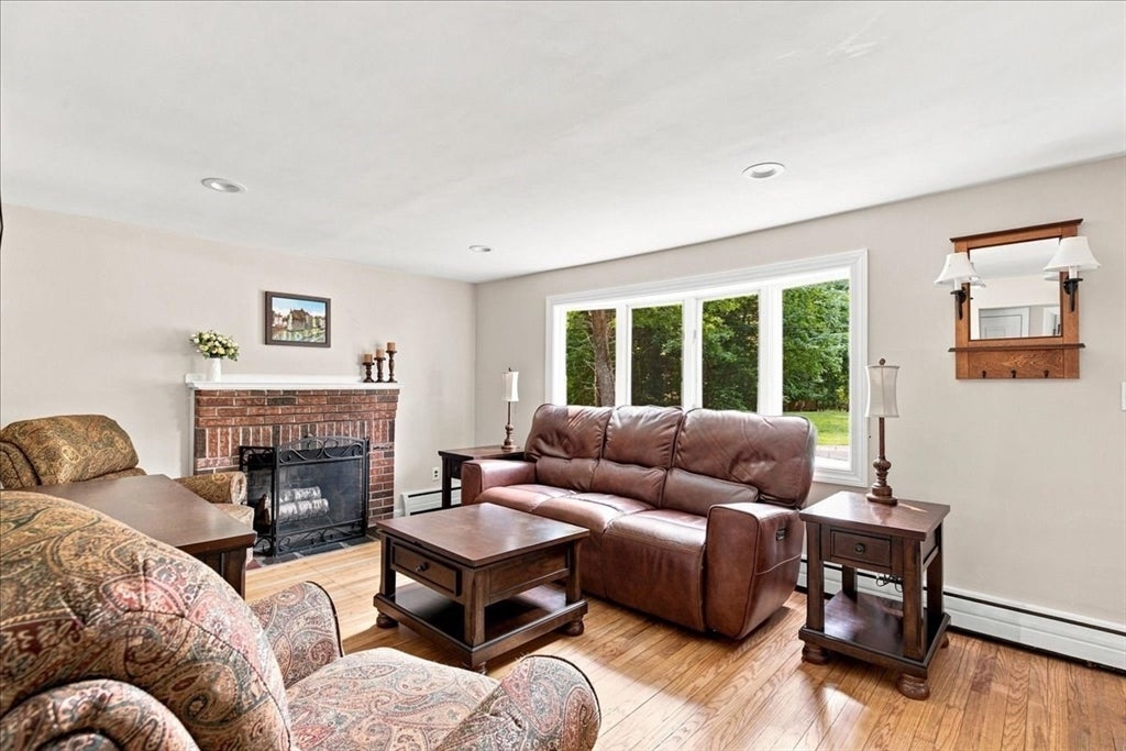 259 Water St, Hanover, MA Photo #14