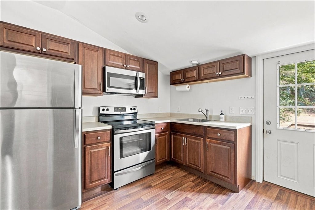 259 Water St, Hanover, MA Photo #25