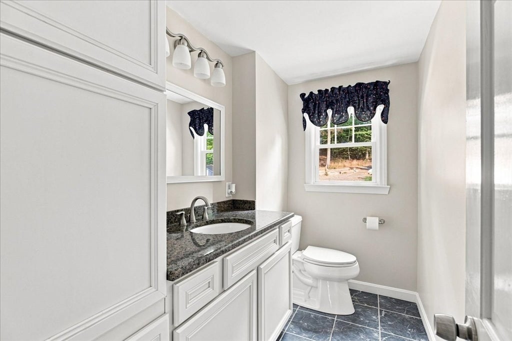 259 Water St, Hanover, MA Photo #18