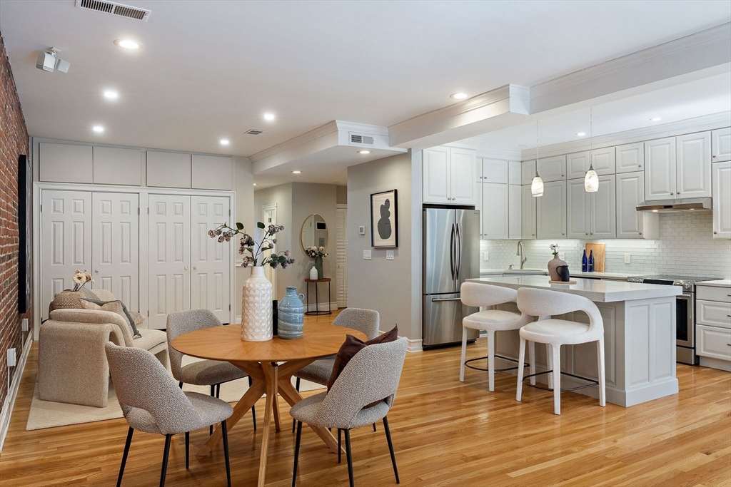 285 Beacon Street 3B