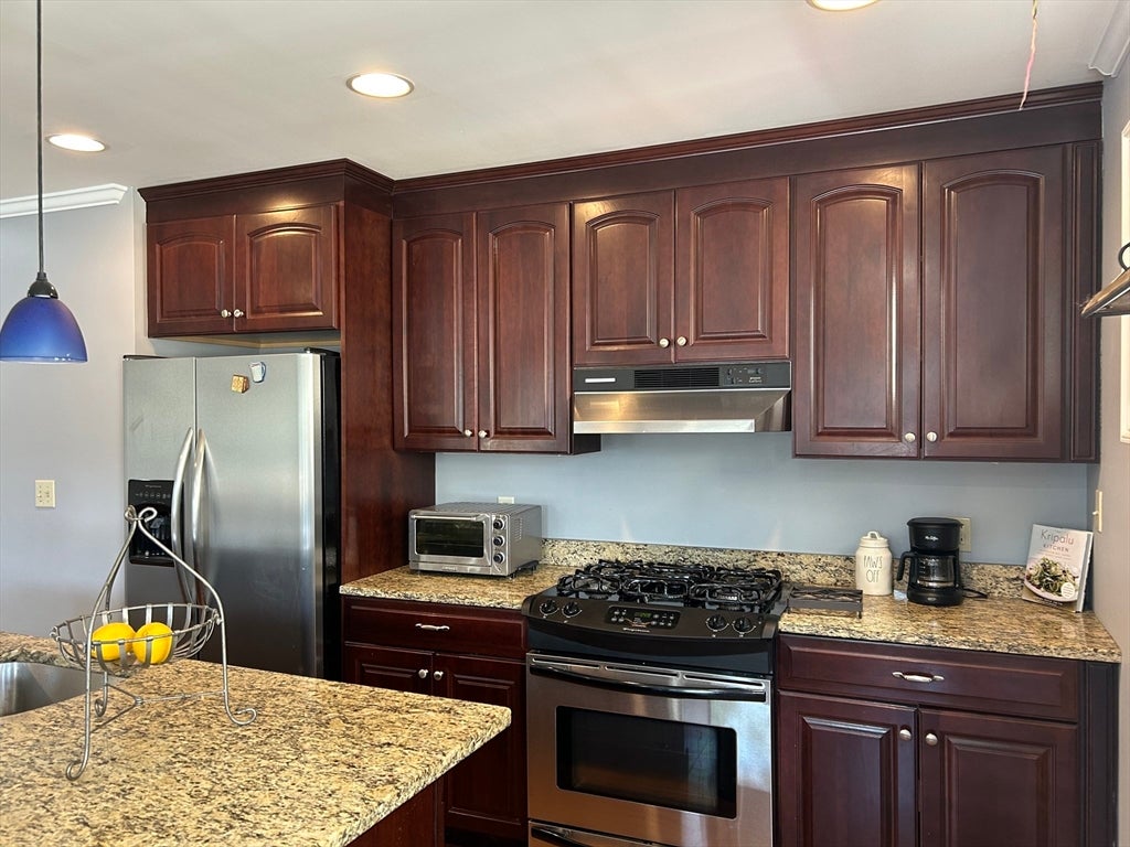 13 1/2 Merrimac St 1