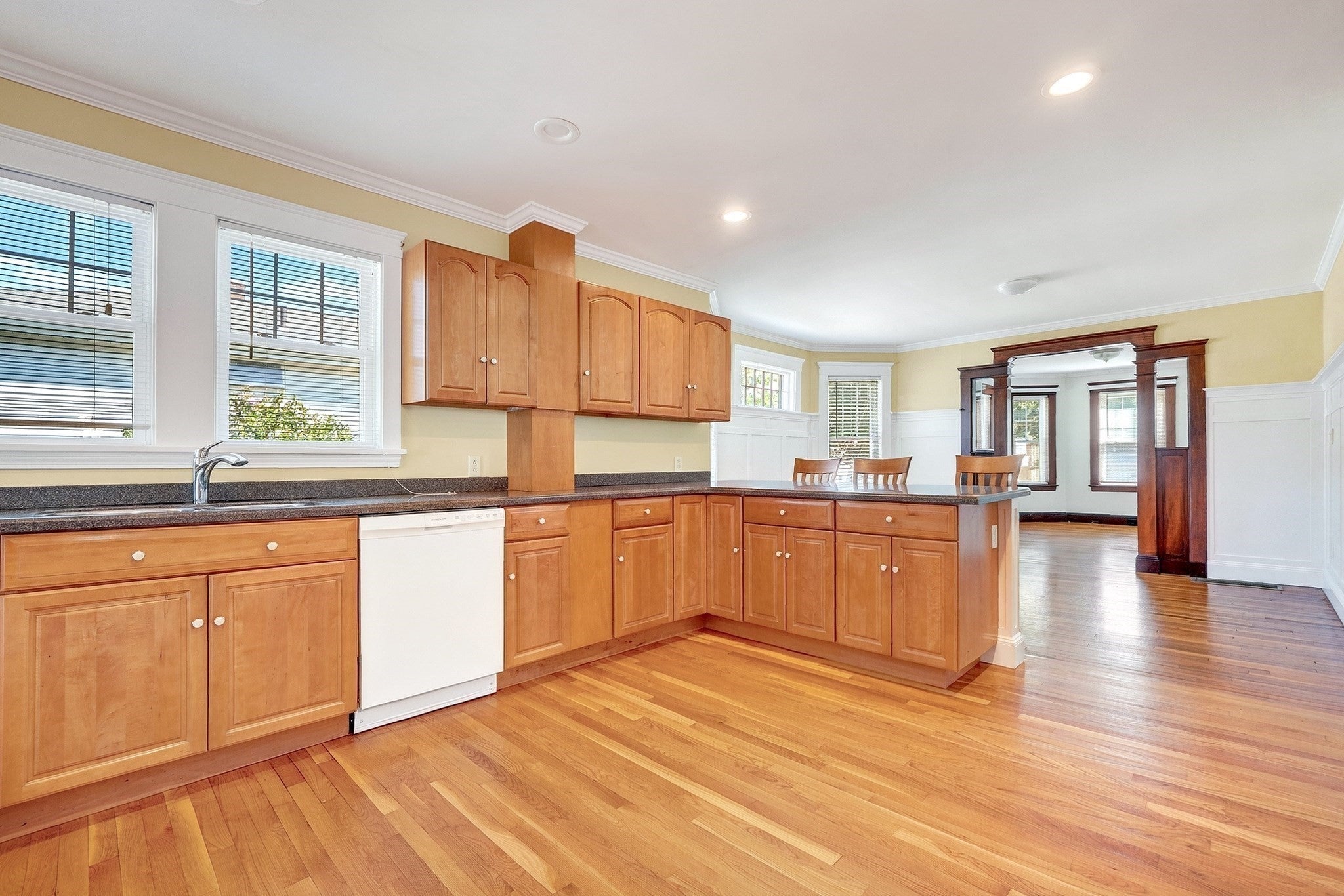 49 Hall Ave, Watertown, MA, 49 Hall Ave, Watertown, MA Photo #7
