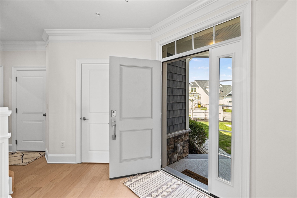 25 Lois Ann Ct. 25