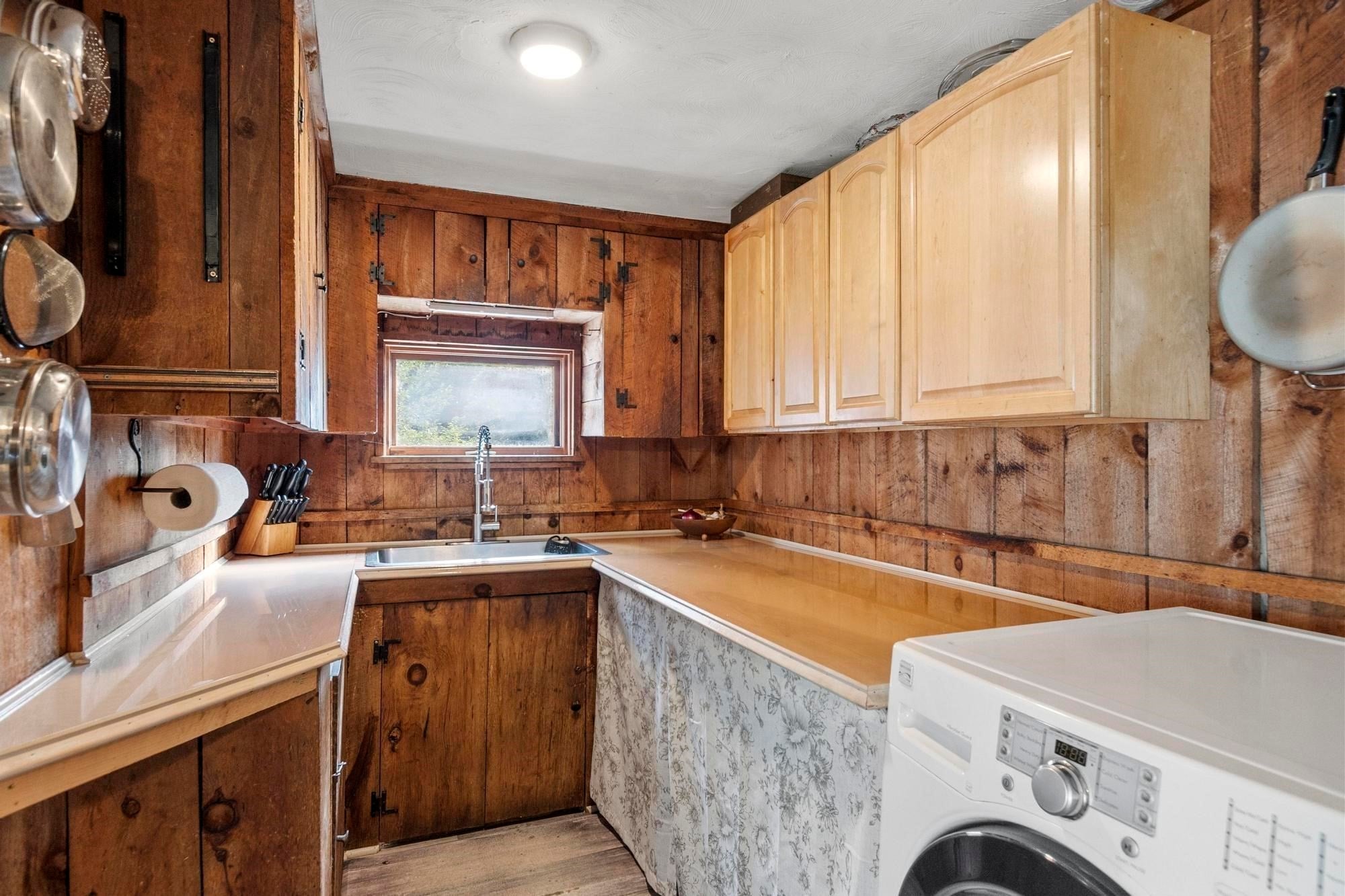 875 Flat Hill Rd, Lunenburg, MA Photo #30