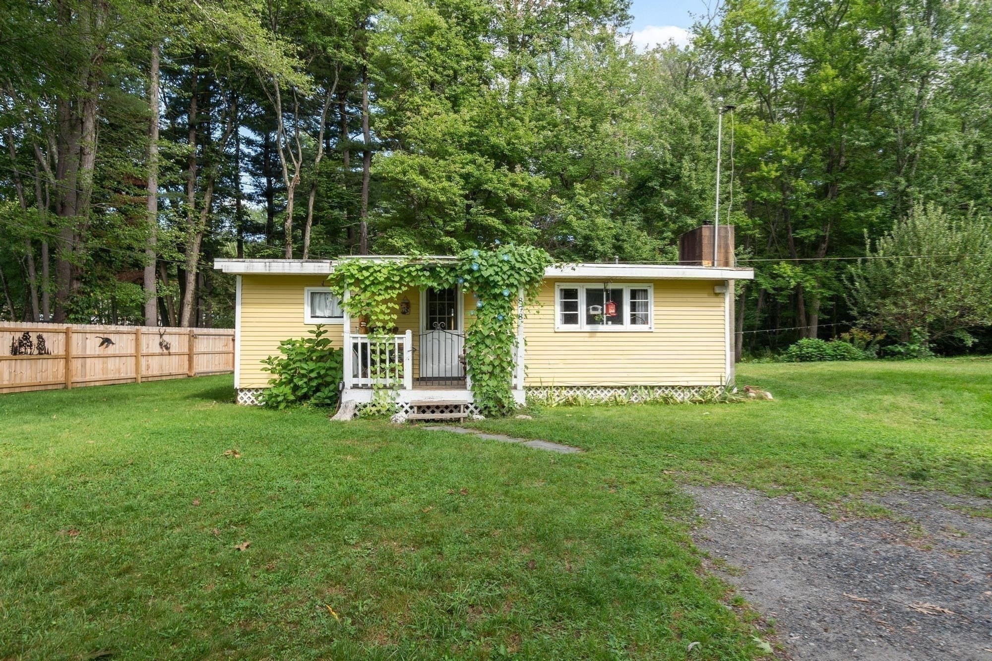 875 Flat Hill Rd, Lunenburg, MA Photo #25