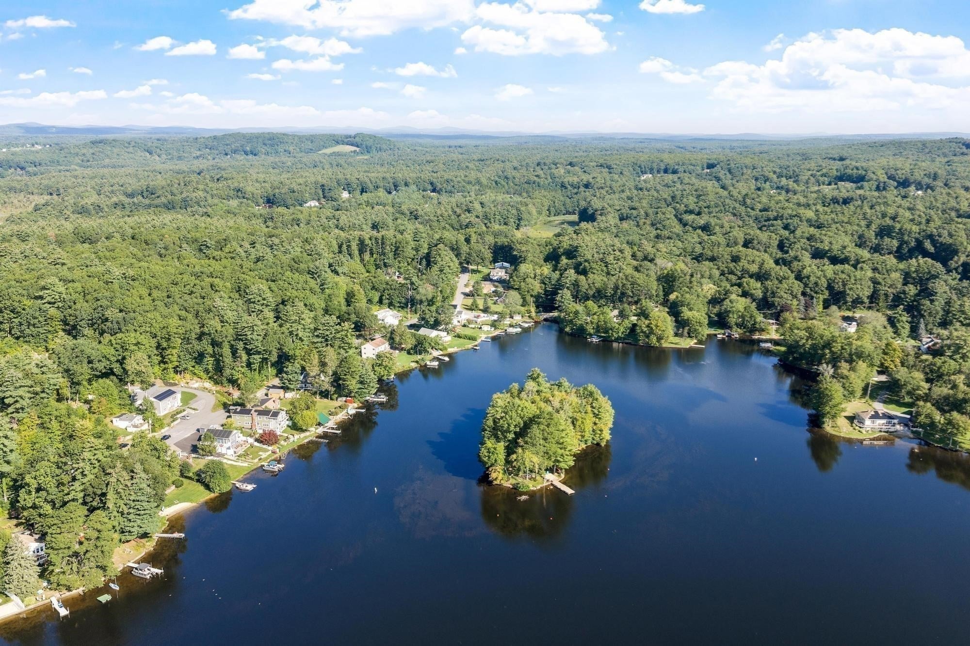 875 Flat Hill Rd, Lunenburg, MA Photo #5