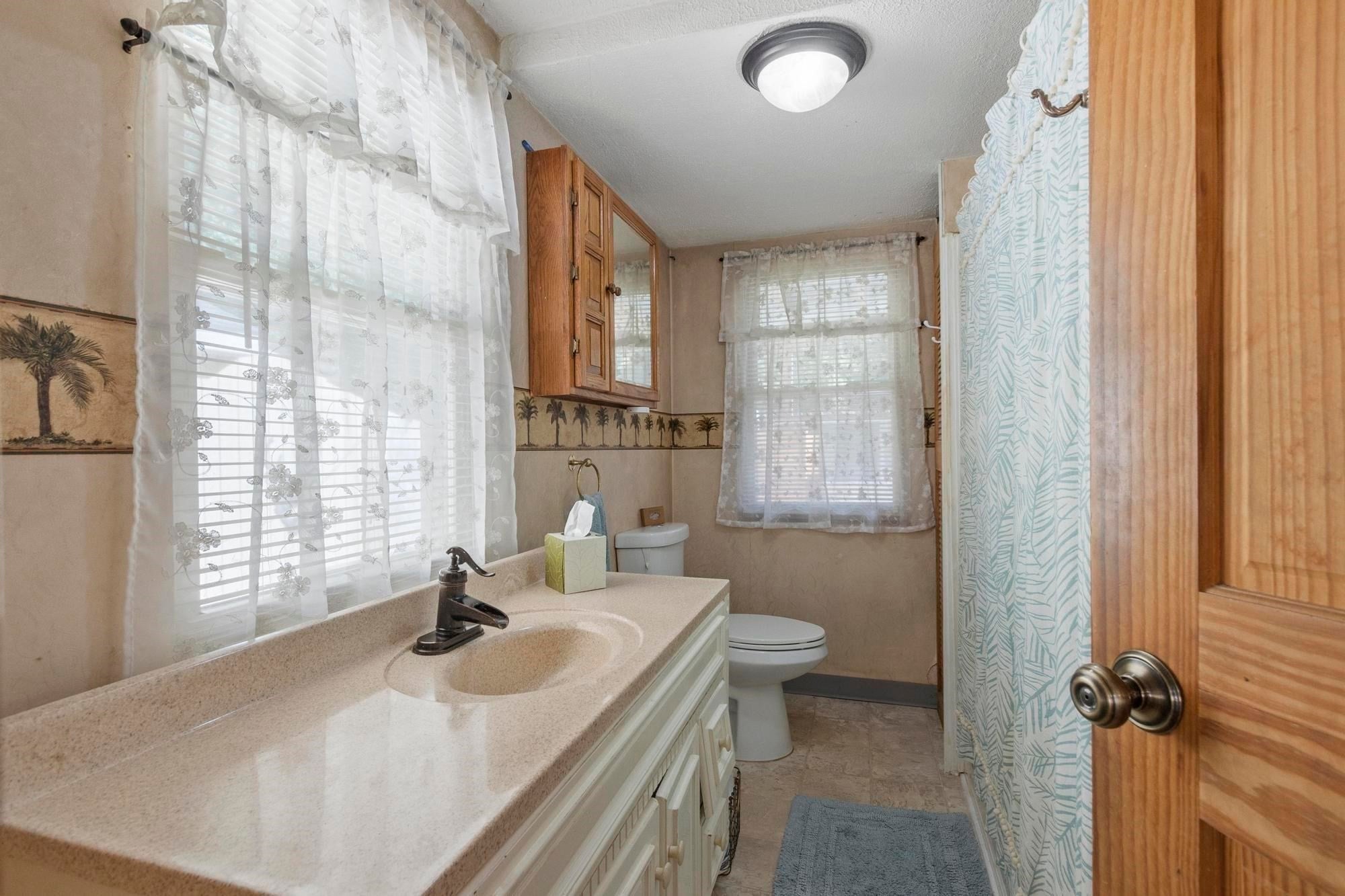 875 Flat Hill Rd, Lunenburg, MA Photo #34