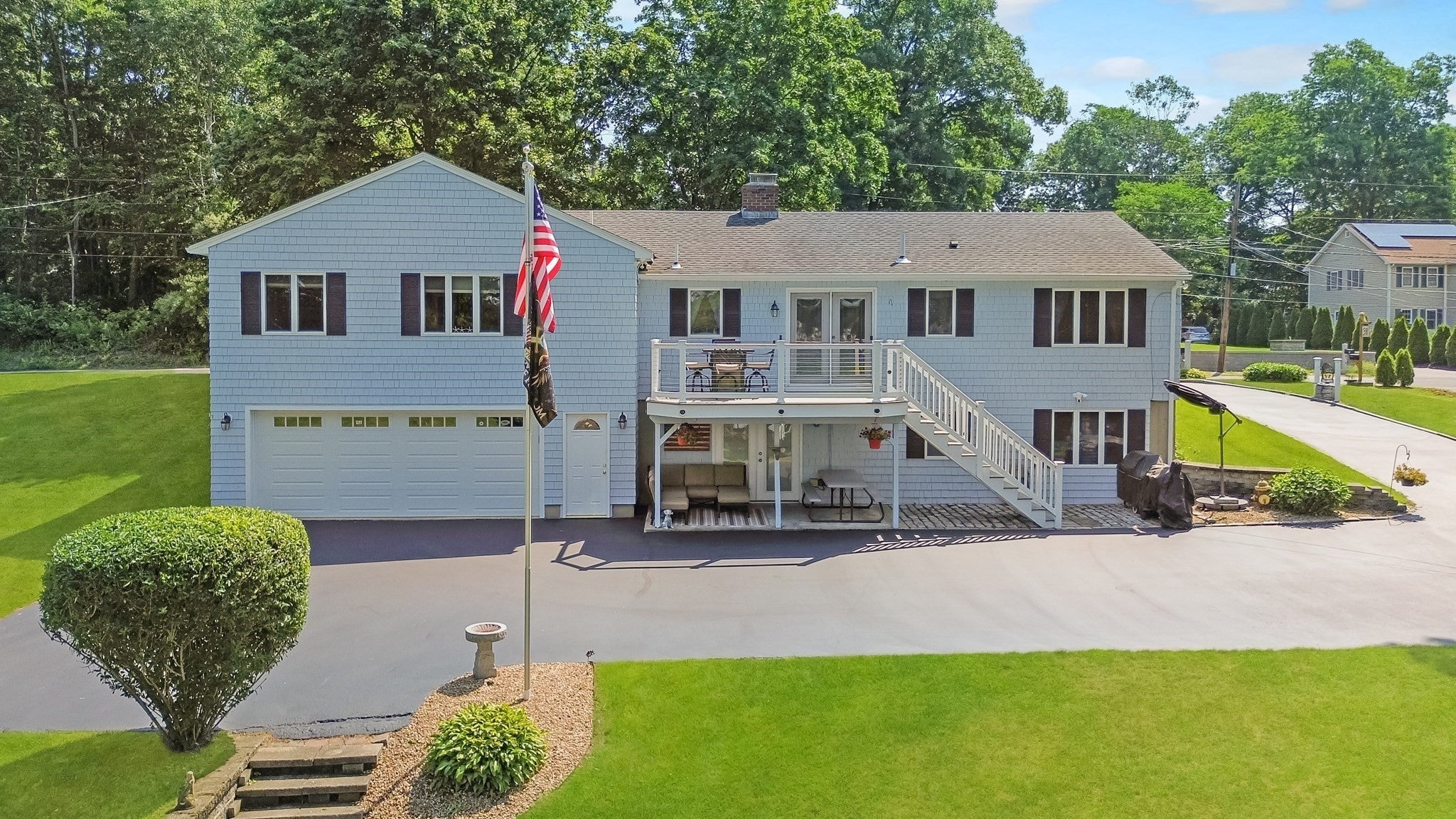 34 Macarthur Dr
