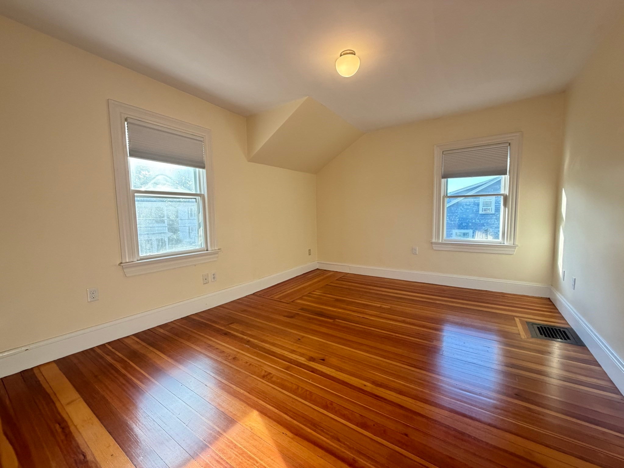 17 Russell Rd, Winchester, MA, 17 Russell Rd, Winchester, MA Photo #10
