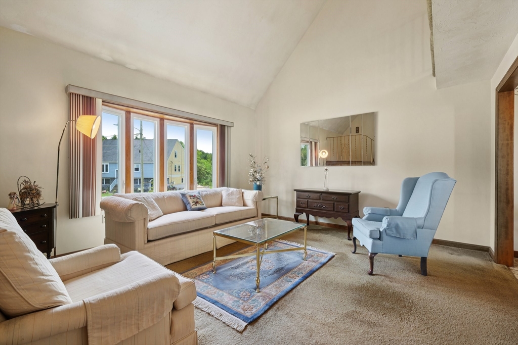 9 Thomas Salamone Circle