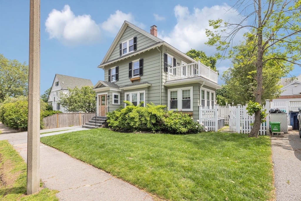 59 Crest Street