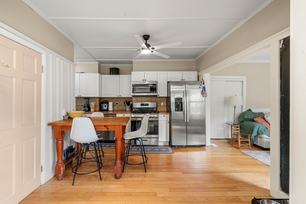 32 Maynard Ave
