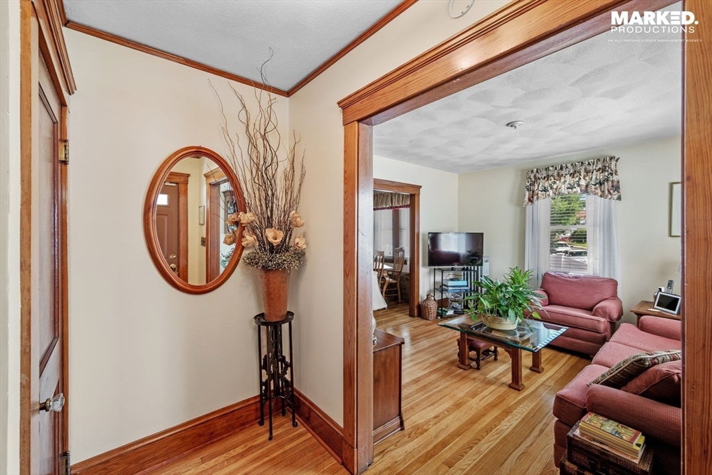 354 Lynn St