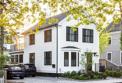 112 Holworthy Street 112 Cambridge MA 02138