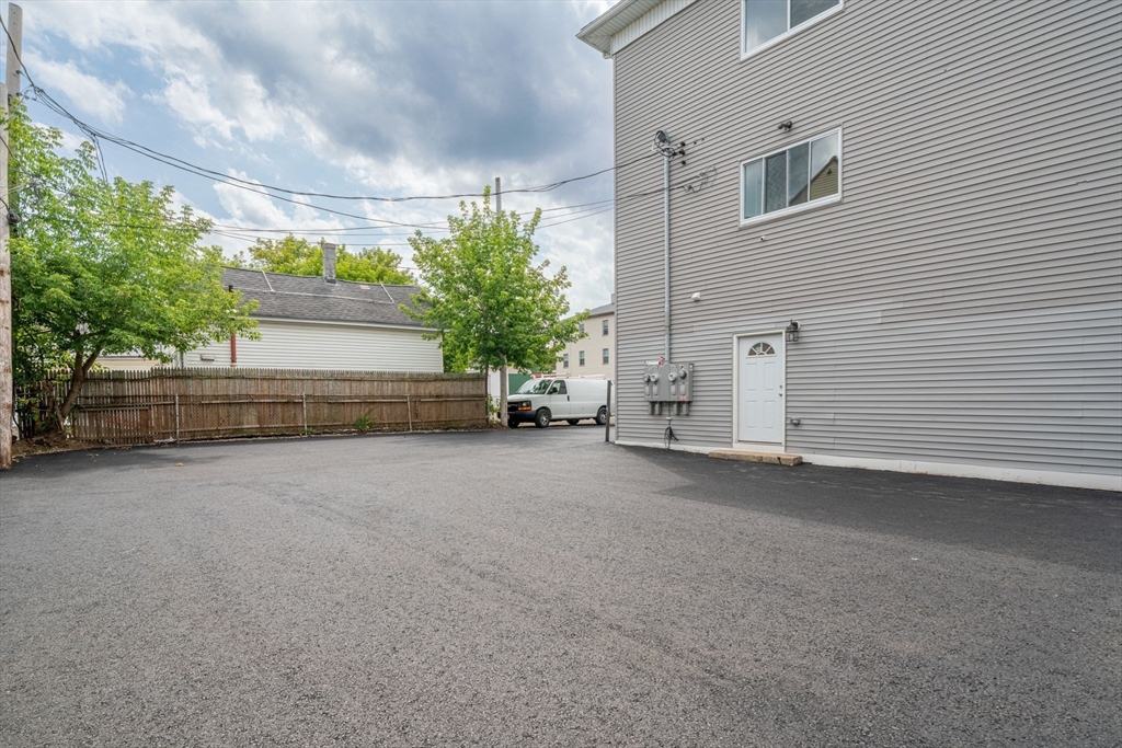 27-29 Camp St