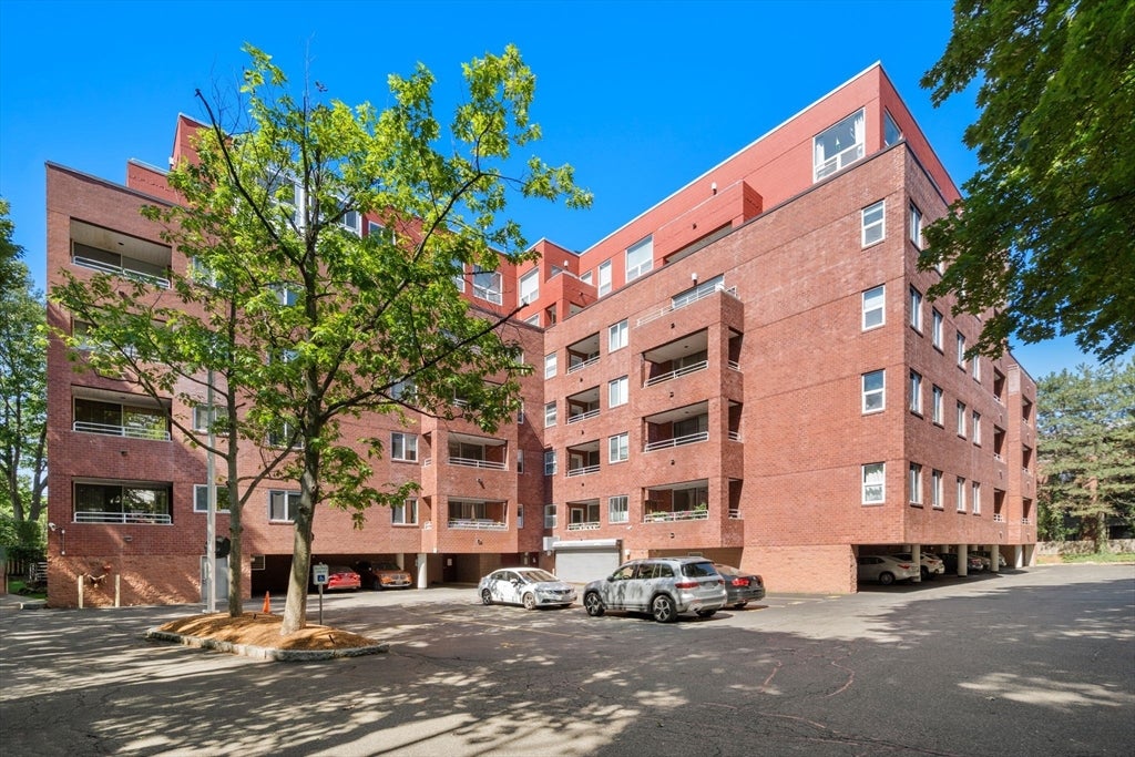 50 Watertown Street 402