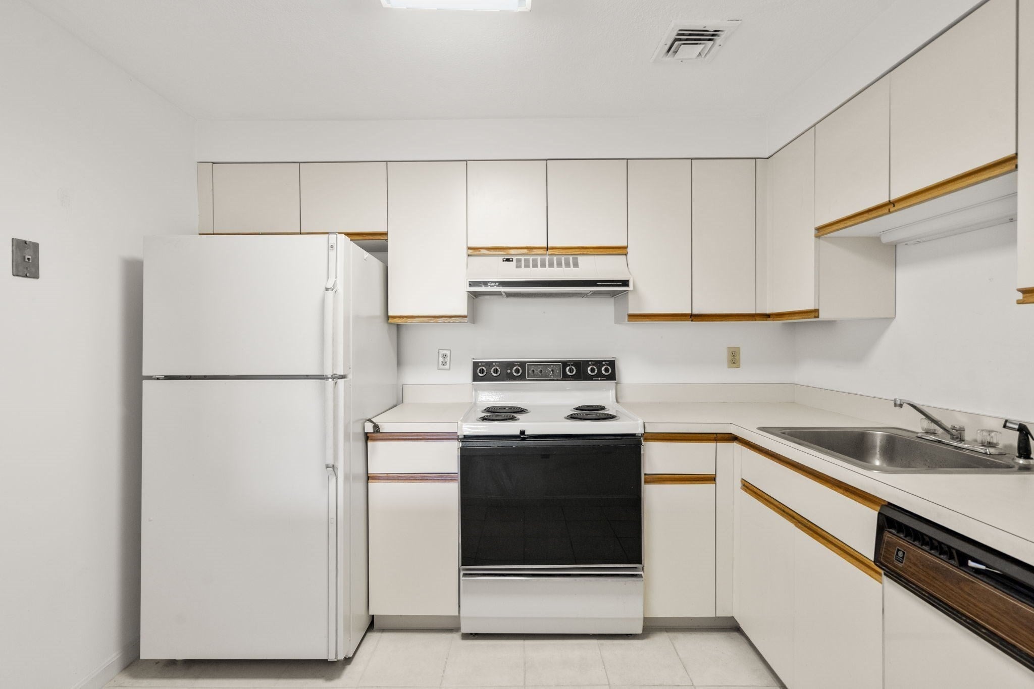 50 Watertown Street #402, Watertown, MA, 50 Watertown Street #402, Watertown, MA Photo #9