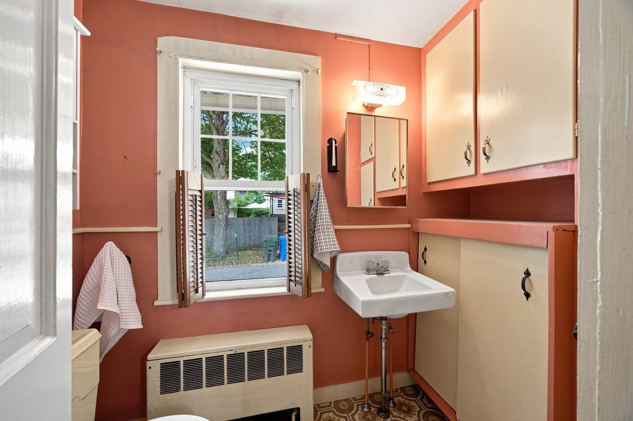 46 Finn St, Northampton, MA, 46 Finn St, Northampton, MA Photo #20