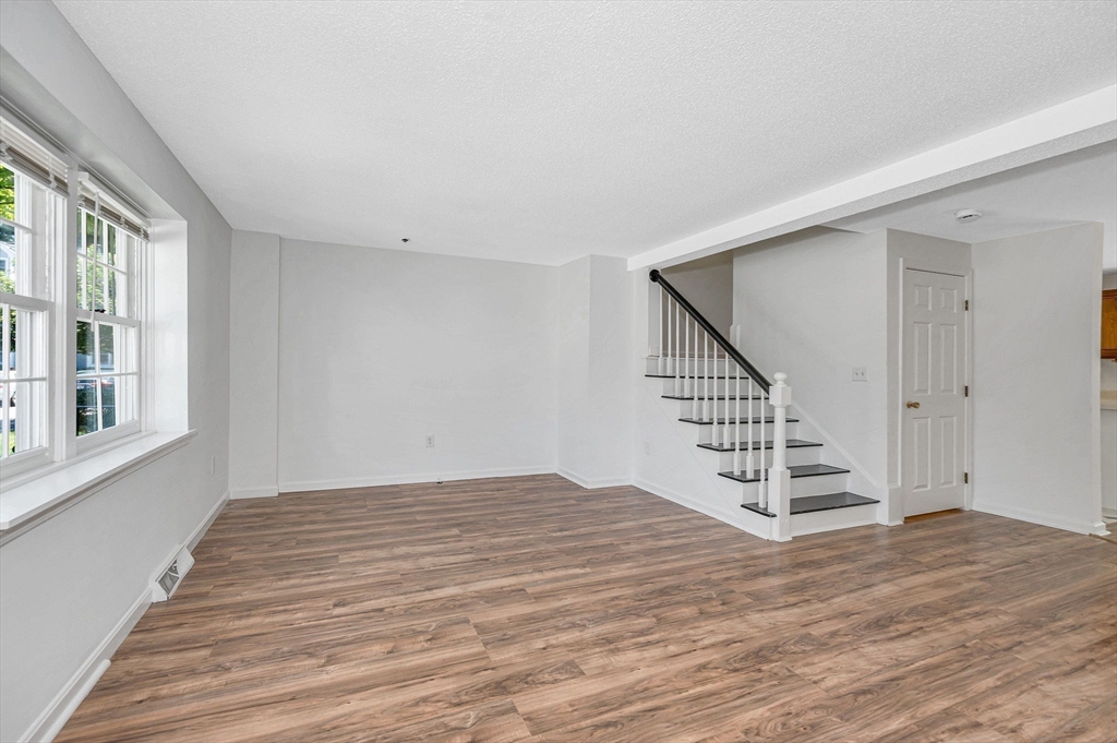 161 Flower Ln 13