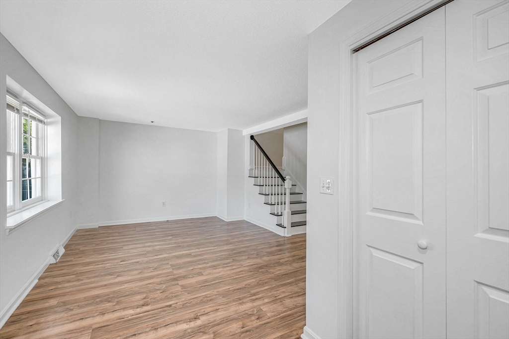 161 Flower Ln 13