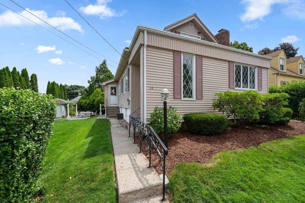34 Rollinson Road