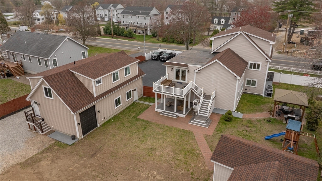49 Beach Rd