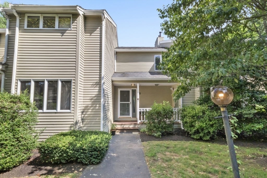 28 Pemberton St #B, Walpole, MA, 28 Pemberton St #B, Walpole, MA Photo #1